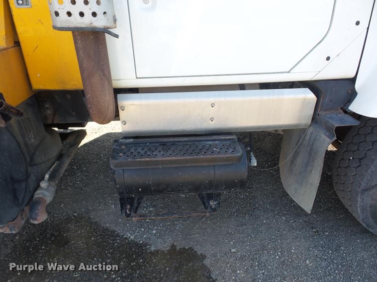 image for item J1551 1999 International 2554 vacuum truck