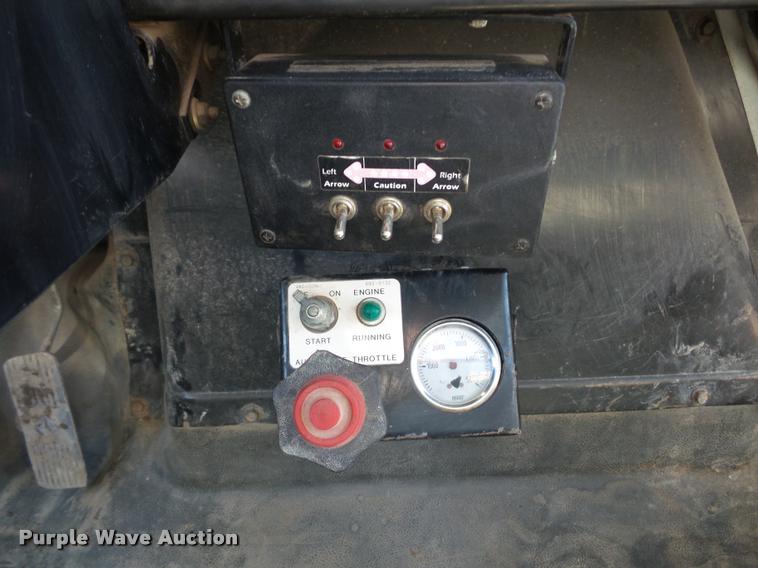 image for item J1551 1999 International 2554 vacuum truck