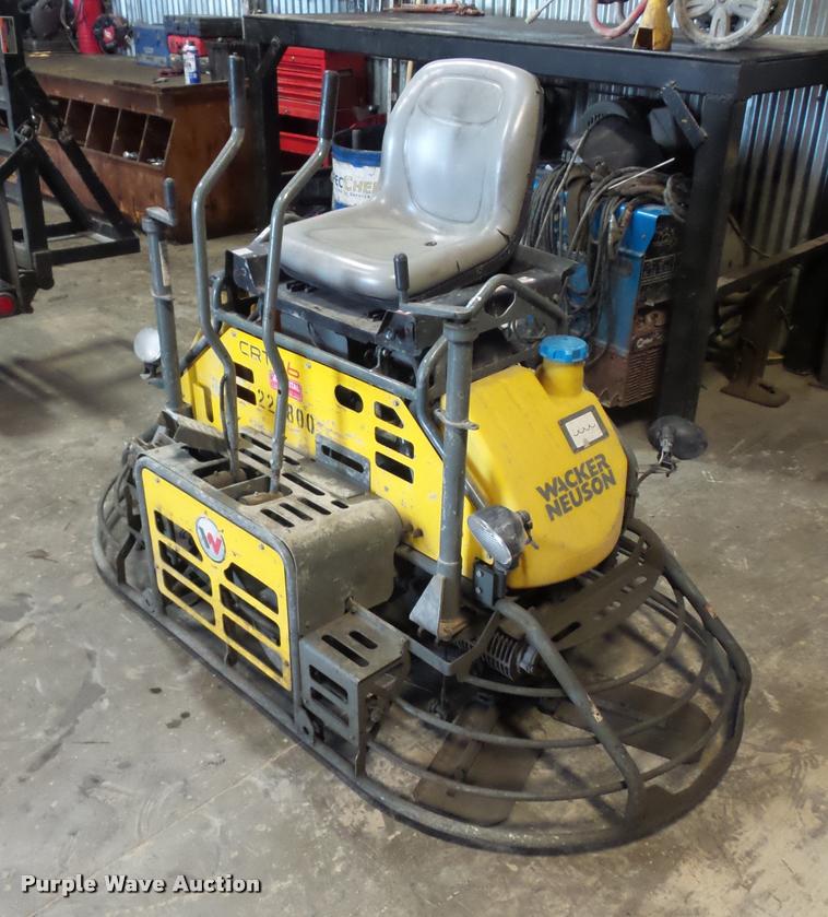 image for item J1564 Wacker Neuson CRT36 power trowel