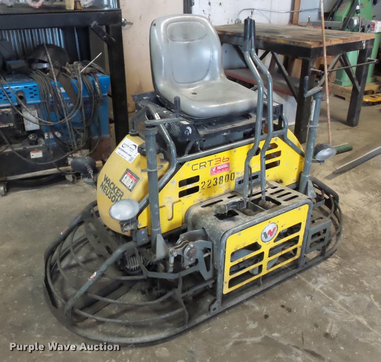 image for item J1564 Wacker Neuson CRT36 power trowel