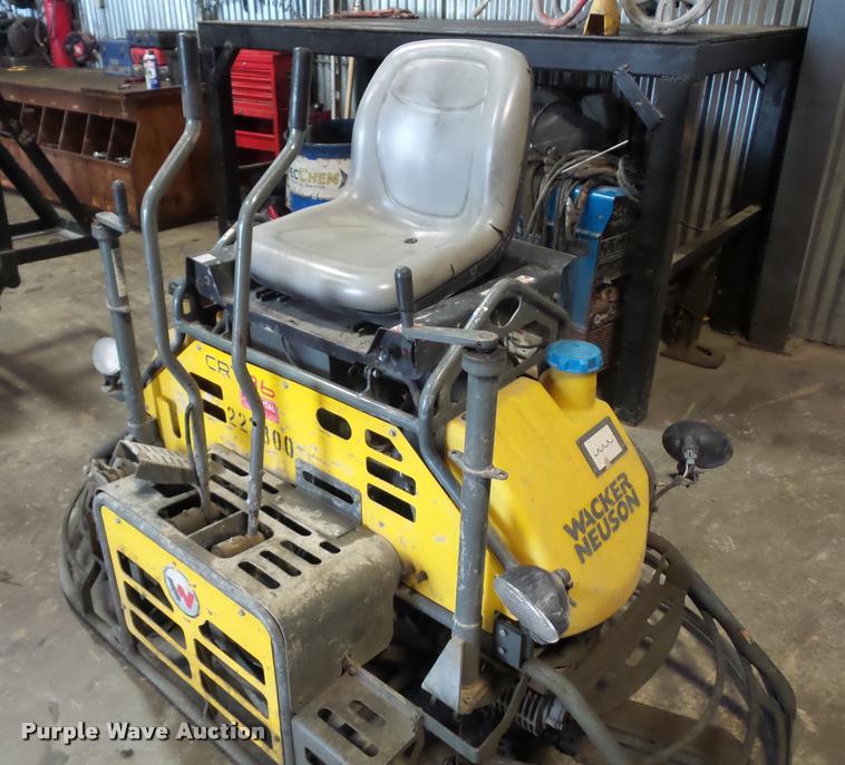 image for item J1564 Wacker Neuson CRT36 power trowel