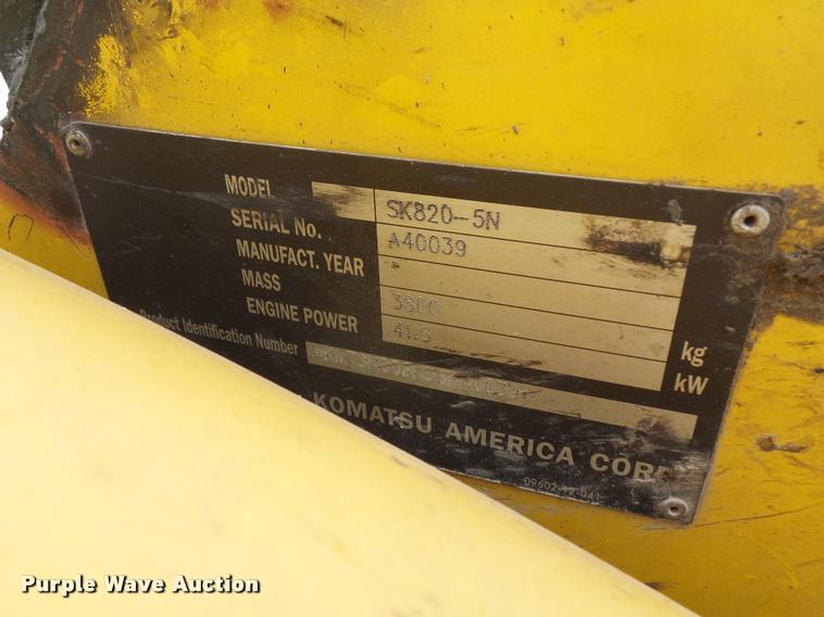 image for item J1567 2006 Komatsu SK820 skid steer