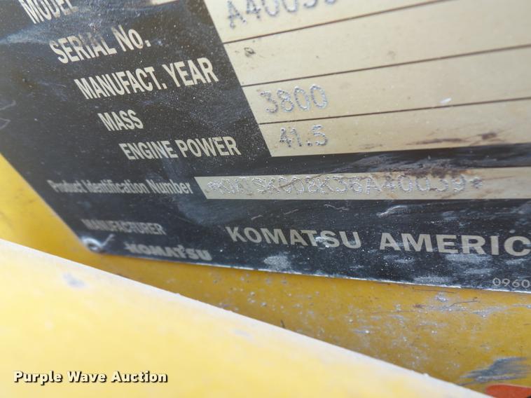 image for item J1567 2006 Komatsu SK820 skid steer