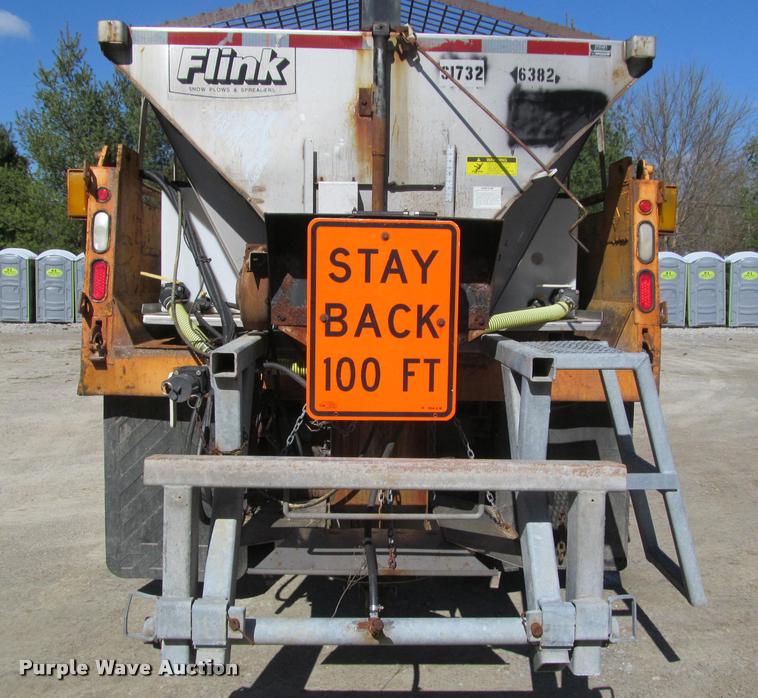 image for item J2614 2001 International 4900 dump truck