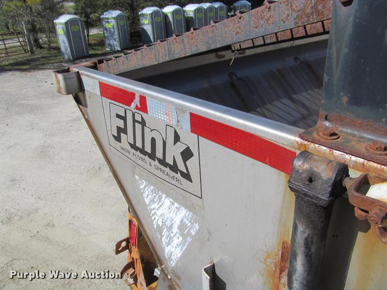 image for item J2614 2001 International 4900 dump truck