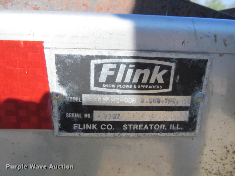 image for item J2614 2001 International 4900 dump truck