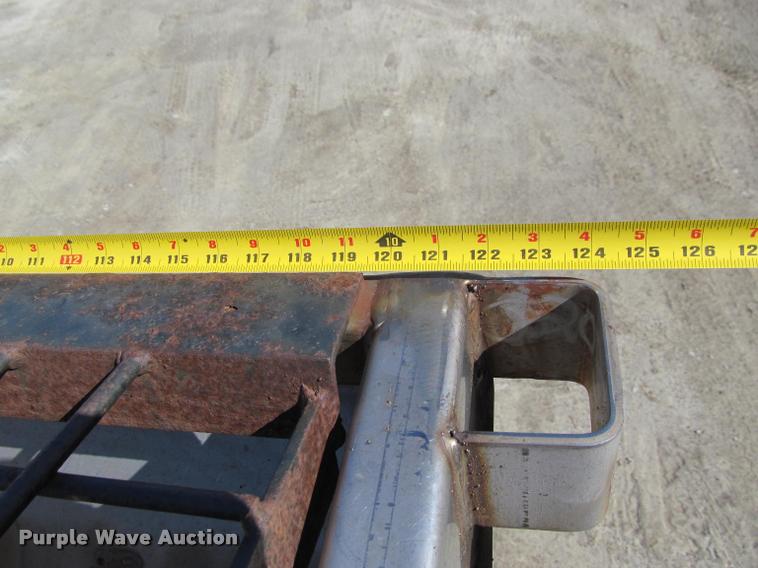 image for item J2614 2001 International 4900 dump truck