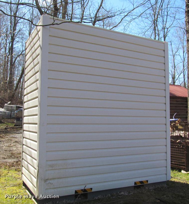 image for item J2616 Bath house