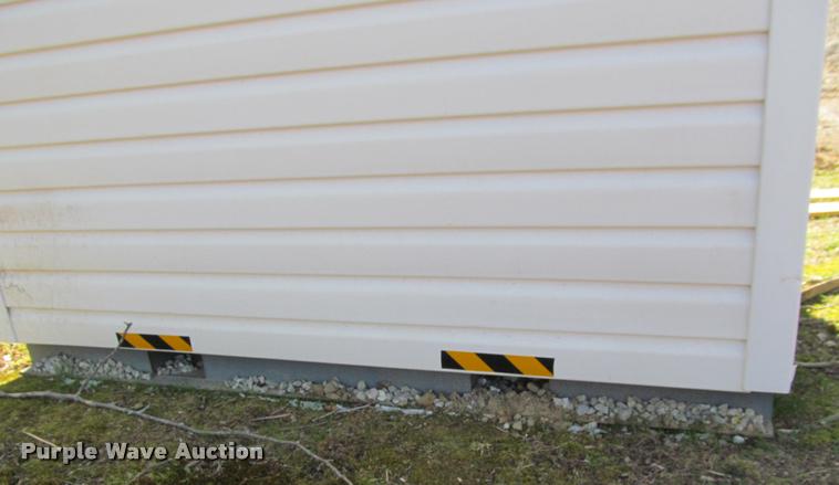 image for item J2616 Bath house