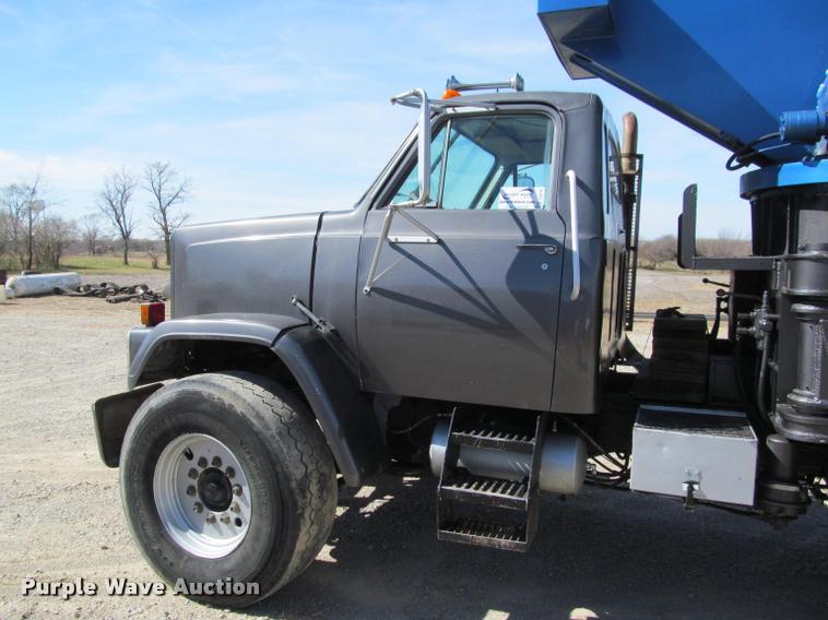 image for item J2618 1978 GMC Brigadier pump truck