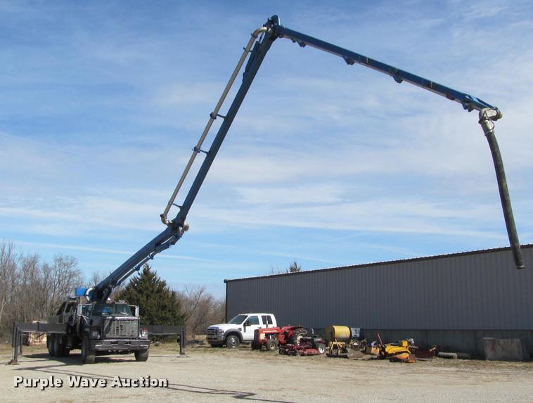 image for item J2618 1978 GMC Brigadier pump truck