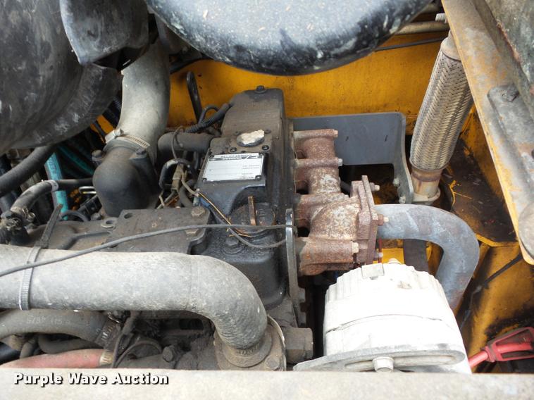 image for item J8659 Mustang 2054 skid steer