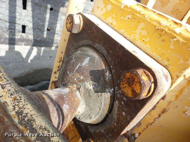 image for item J8660 Galion A550 motor grader