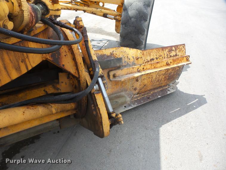 image for item J8660 Galion A550 motor grader
