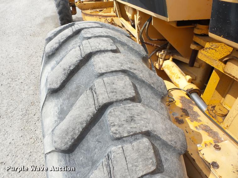 image for item J8660 Galion A550 motor grader