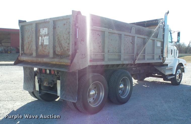 image for item K1263 1999 Western Star 5964SS dump truck