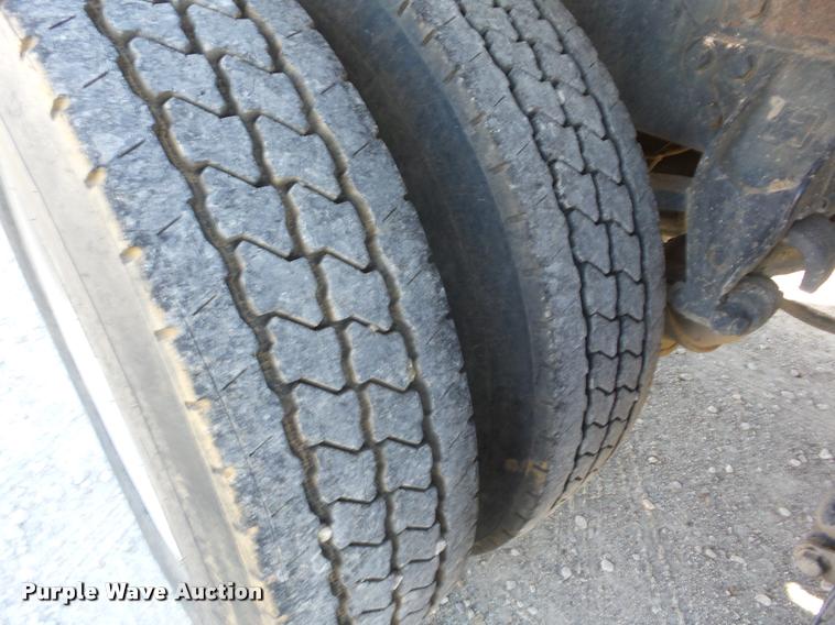 image for item K1263 1999 Western Star 5964SS dump truck