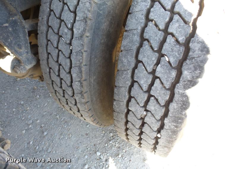 image for item K1263 1999 Western Star 5964SS dump truck