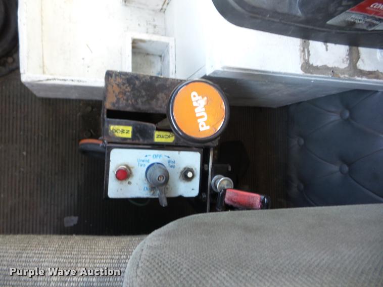 image for item K1263 1999 Western Star 5964SS dump truck