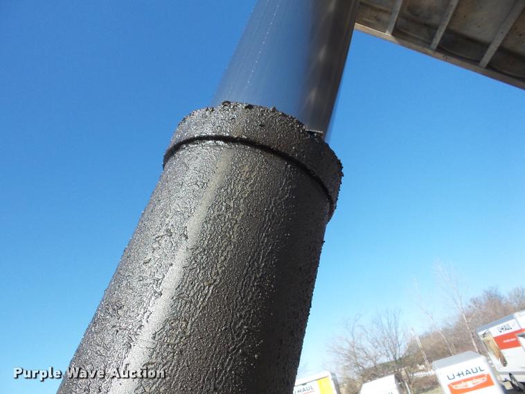 image for item K1263 1999 Western Star 5964SS dump truck