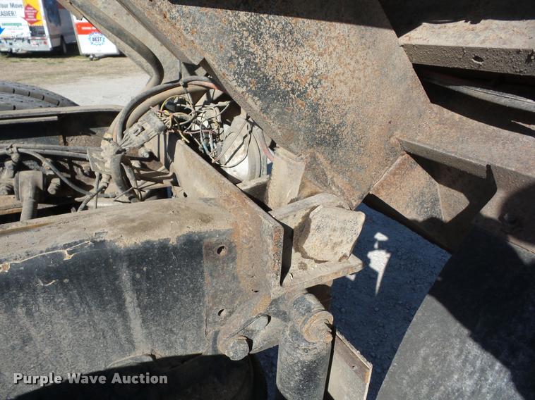 image for item K1263 1999 Western Star 5964SS dump truck