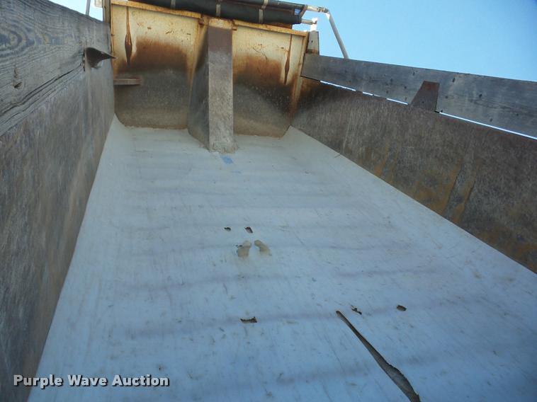 image for item K1263 1999 Western Star 5964SS dump truck