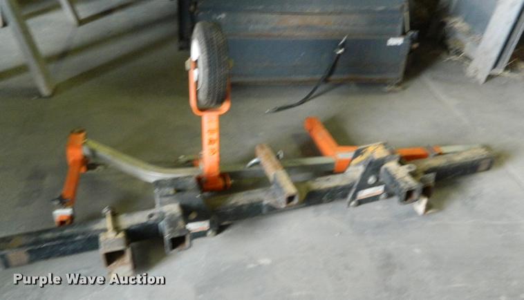 image for item K2688 2000 Graco Road Lazer Series C00A striper