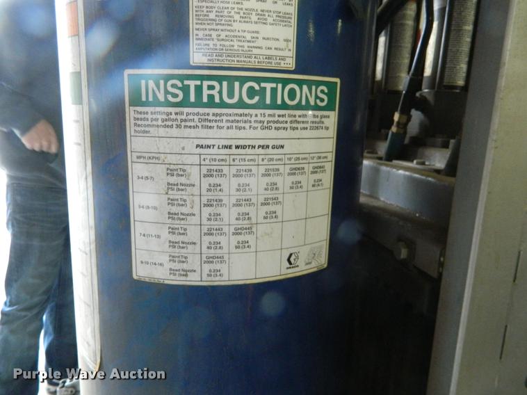 image for item K2688 2000 Graco Road Lazer Series C00A striper