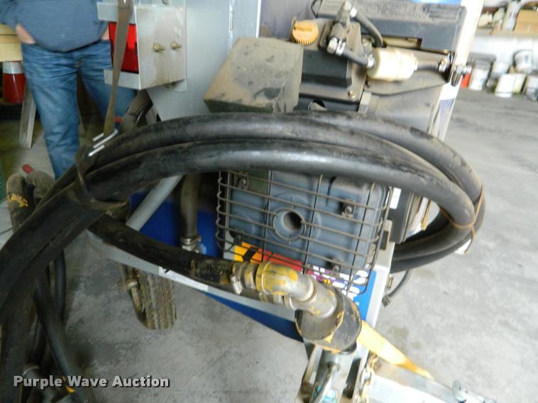 image for item K2688 2000 Graco Road Lazer Series C00A striper