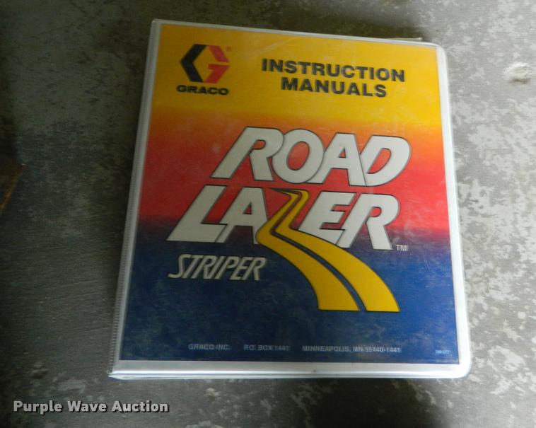 image for item K2688 2000 Graco Road Lazer Series C00A striper