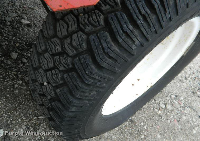 image for item K2689 1994 Waldon Sweep Master II sweeper