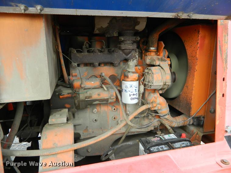 image for item K2689 1994 Waldon Sweep Master II sweeper