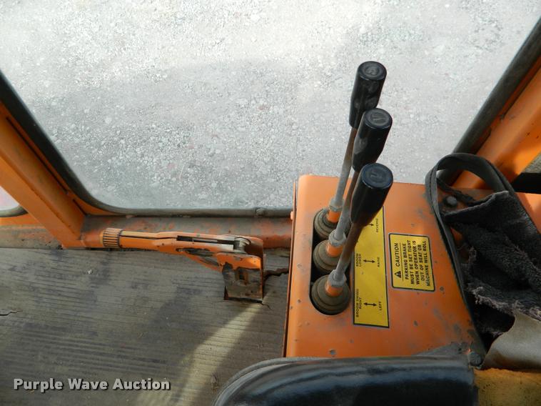 image for item K2689 1994 Waldon Sweep Master II sweeper