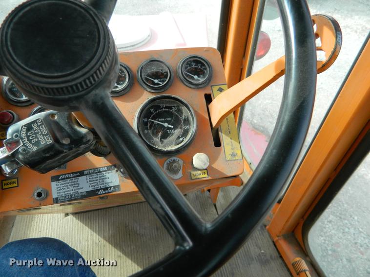 image for item K2689 1994 Waldon Sweep Master II sweeper