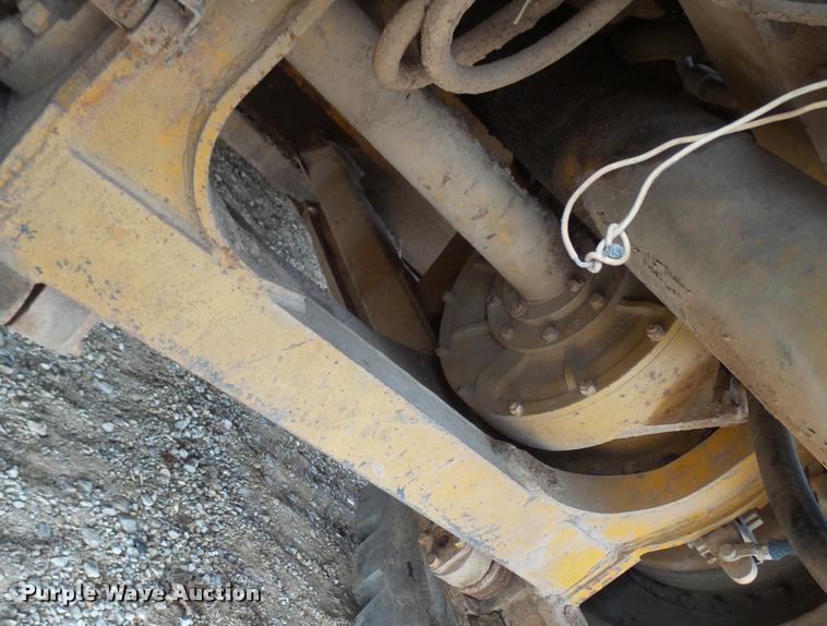 image for item K5510 1978 Caterpillar 627B scraper