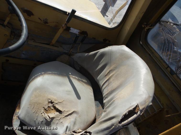 image for item K6486 Hancock 192 elevating scraper