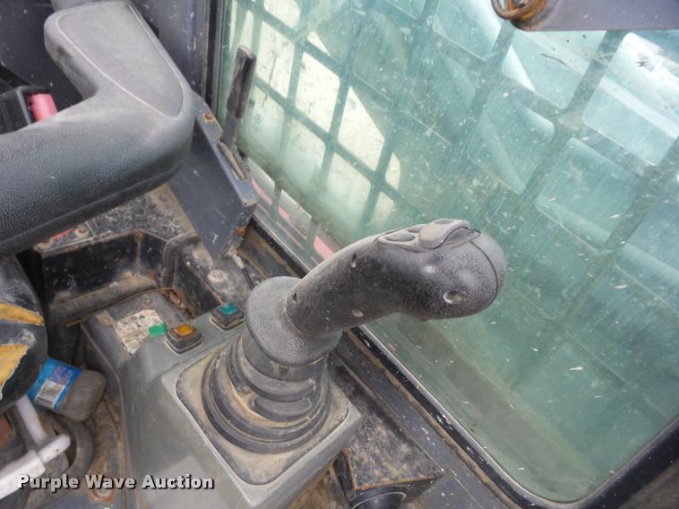 image for item K6488 2007 Takeuchi TL140 skid steer