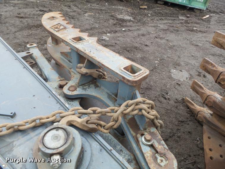 image for item K7696 2006 John Deere 350D excavator stick and bucket