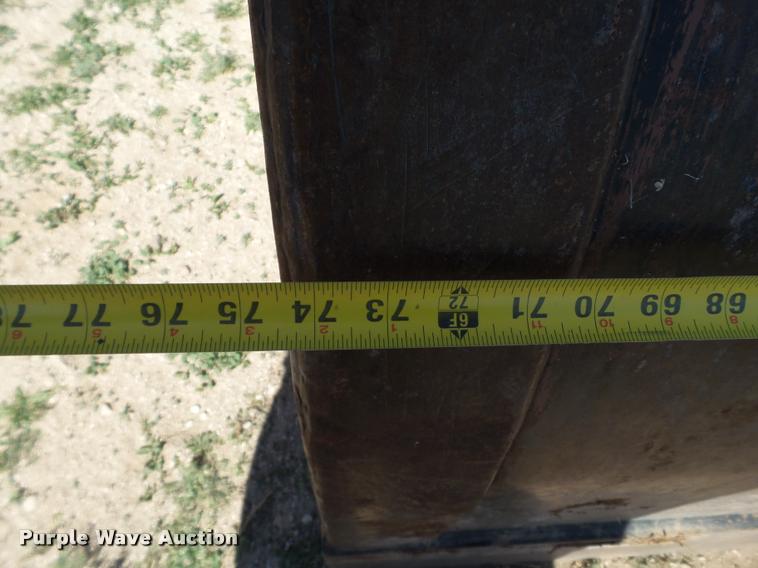 image for item L1564 Anvil AM45 clamshell bucket