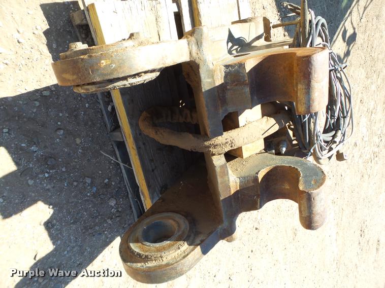 image for item L1567 Central Fabricators Inc. excavator quick attach