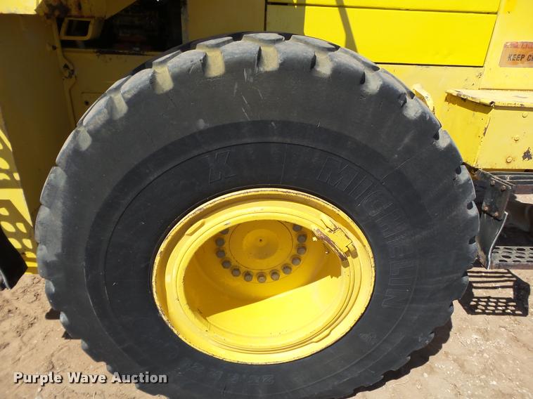 image for item L1568 2000 New Holland LW190 wheel loader