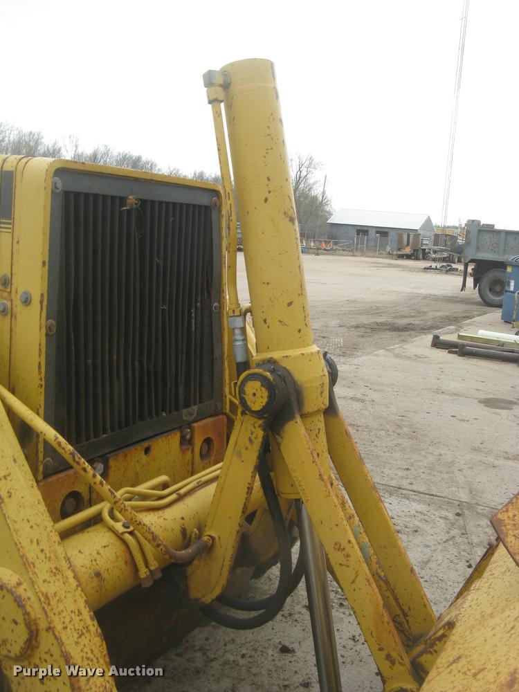 image for item L3987 1995 John Deere 710D backhoe