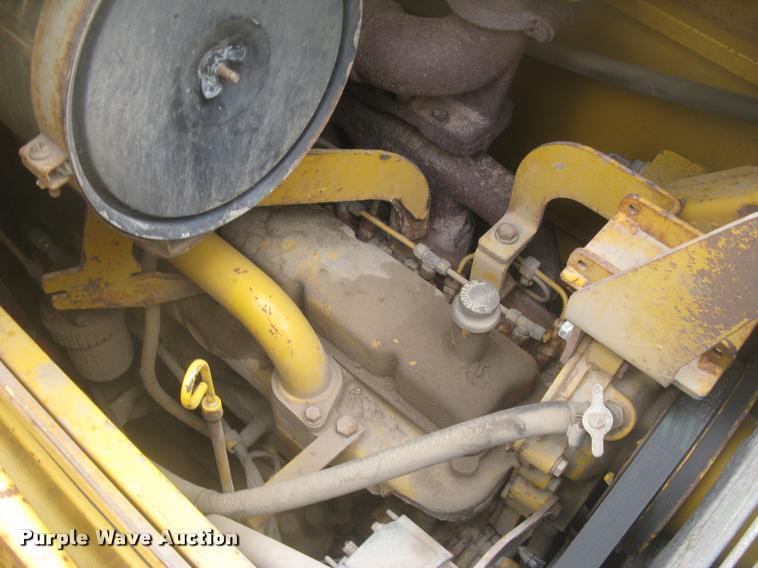 image for item L3987 1995 John Deere 710D backhoe