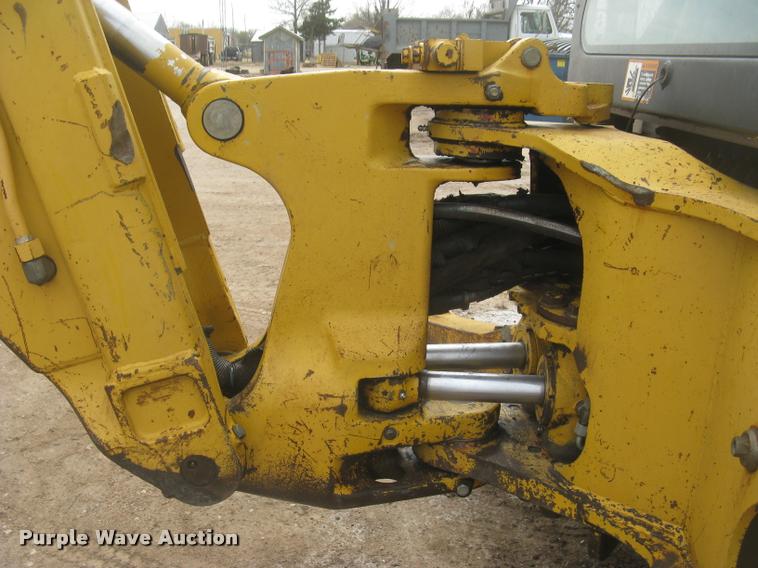 image for item L3987 1995 John Deere 710D backhoe