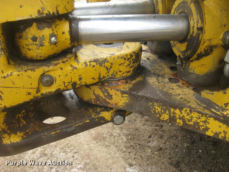 image for item L3987 1995 John Deere 710D backhoe