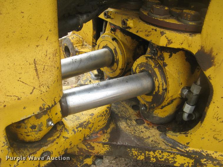 image for item L3987 1995 John Deere 710D backhoe