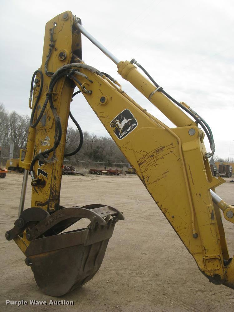 image for item L3987 1995 John Deere 710D backhoe