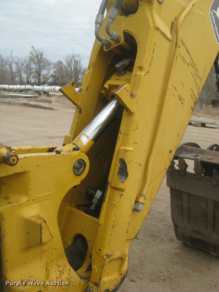 image for item L3987 1995 John Deere 710D backhoe