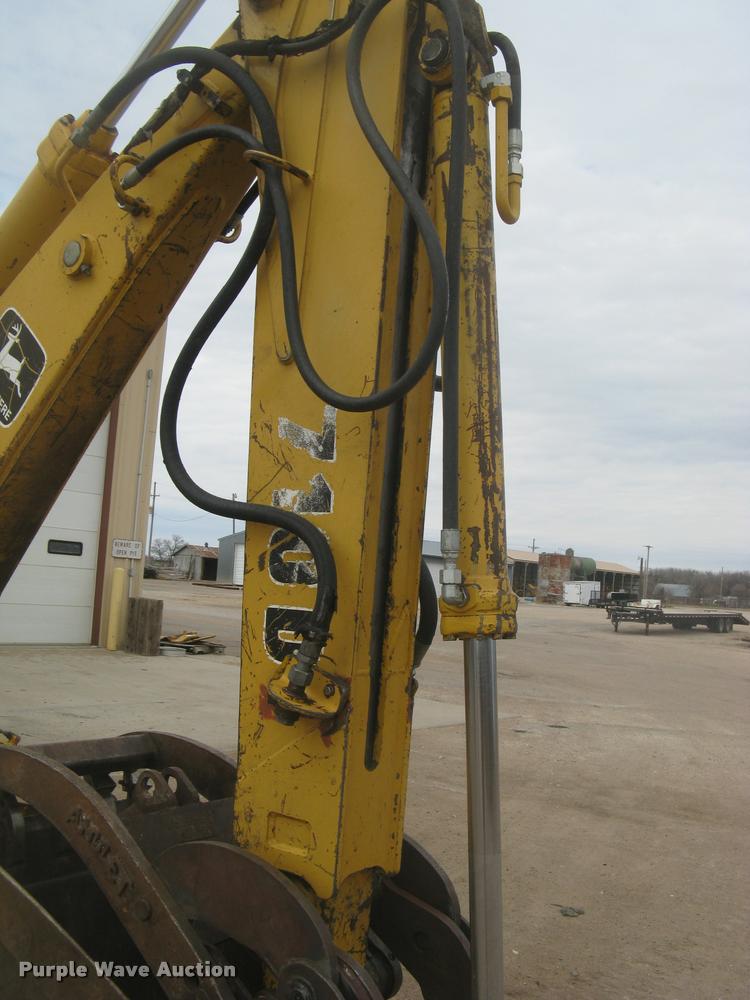 image for item L3987 1995 John Deere 710D backhoe