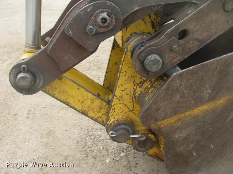 image for item L3987 1995 John Deere 710D backhoe